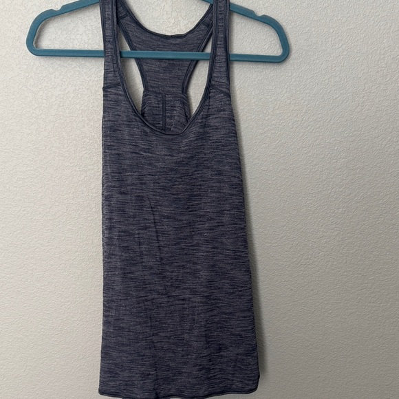 Lululemon Essential Tank - Size 12 Heathered Navy Blue - Picture 1 of 4